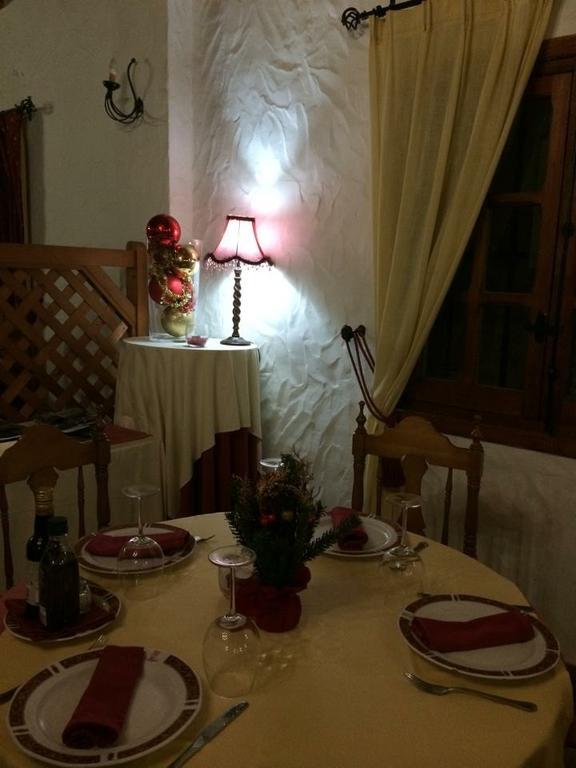 Hotel Cortijo Las Grullas Benalup-Casas Viejas ภายนอก รูปภาพ