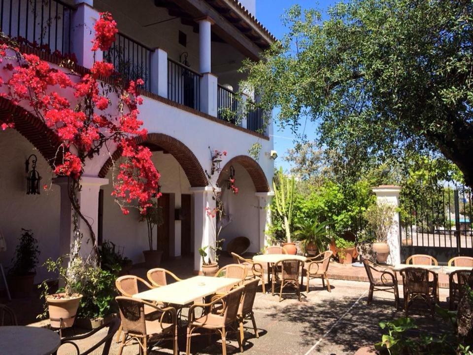 Hotel Cortijo Las Grullas Benalup-Casas Viejas ภายนอก รูปภาพ